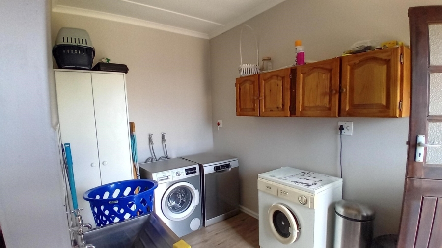 4 Bedroom Property for Sale in Parkersdorp Western Cape